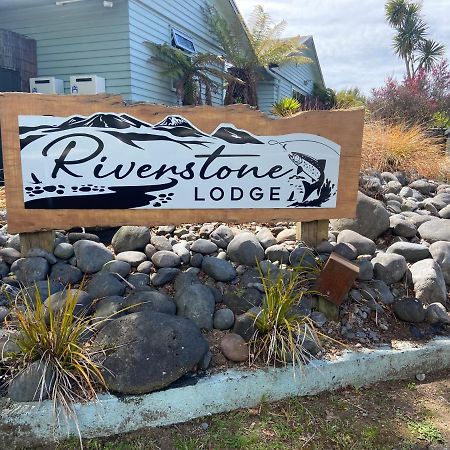 Riverstone Lodge Turangi Exterior foto Riverstone Lodge