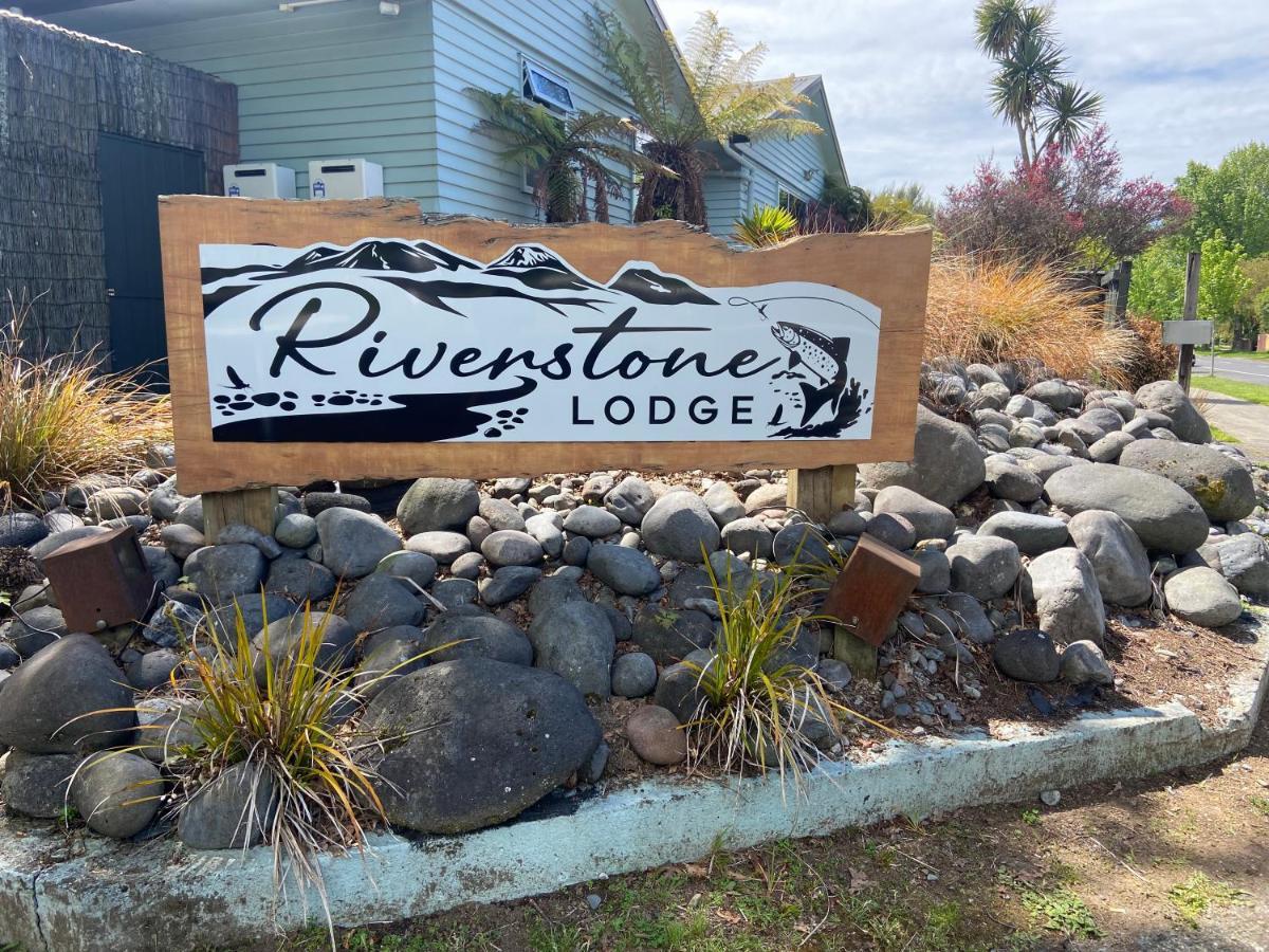 Riverstone Lodge Turangi Exterior foto Riverstone Lodge